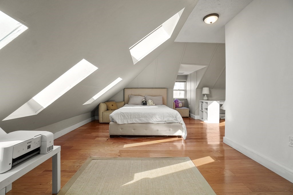 11 Wayne Street Boston, MA 02121 - Photo 24 of 32