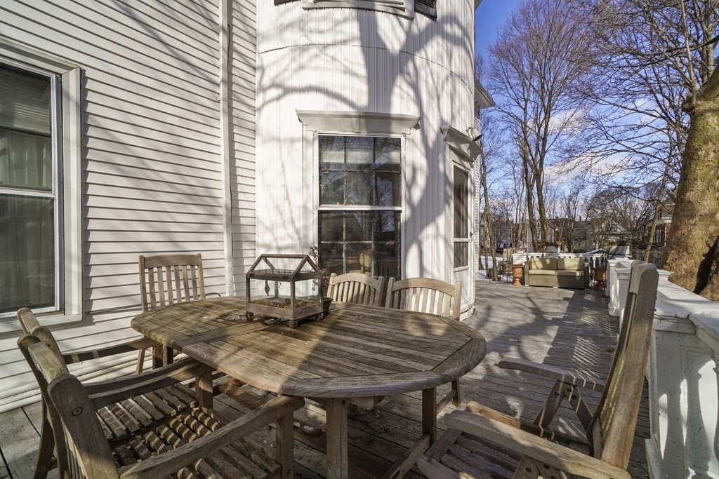 11 Wayne Street Boston, MA 02121 - Photo 27 of 32