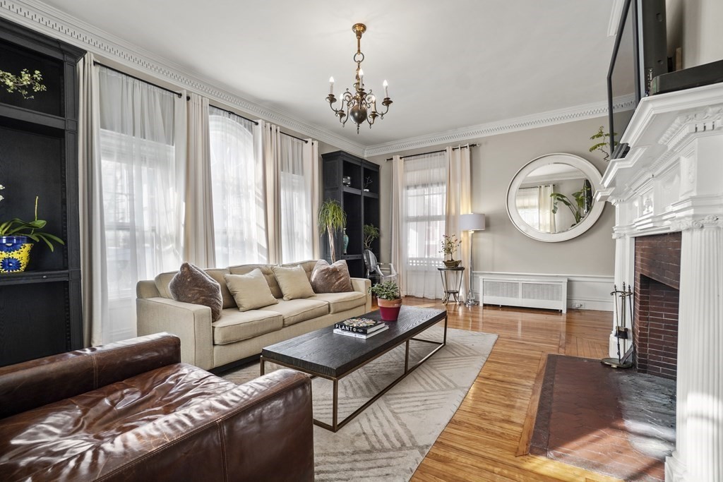 11 Wayne Street Boston, MA 02121 - Photo 4 of 32