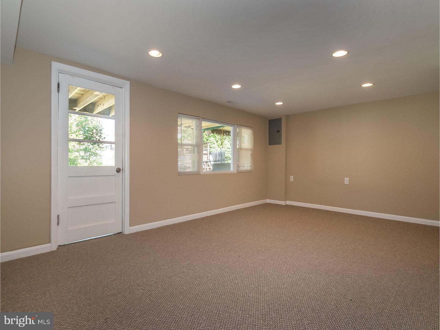 12612 Ramer Road Philadelphia, PA 19154 - Photo 22 of 25 Walk-out Basement
