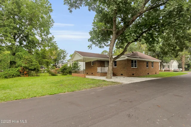 $1,675 | 1614 McKinley Avenue, New Bern, NC 28562