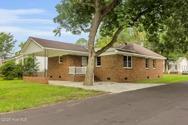 $1,675 | 1614 McKinley Avenue, New Bern, NC 28562