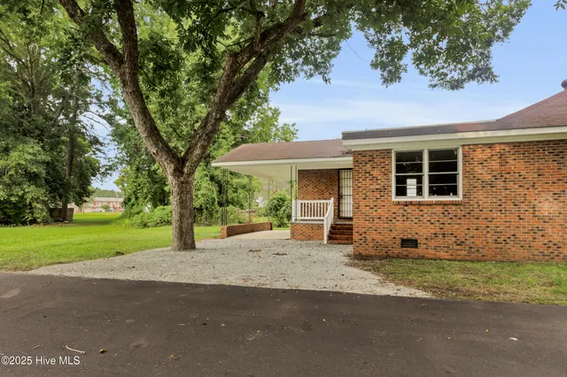 $1,675 | 1614 McKinley Avenue, New Bern, NC 28562