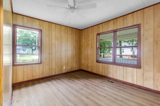 $1,675 | 1614 McKinley Avenue, New Bern, NC 28562