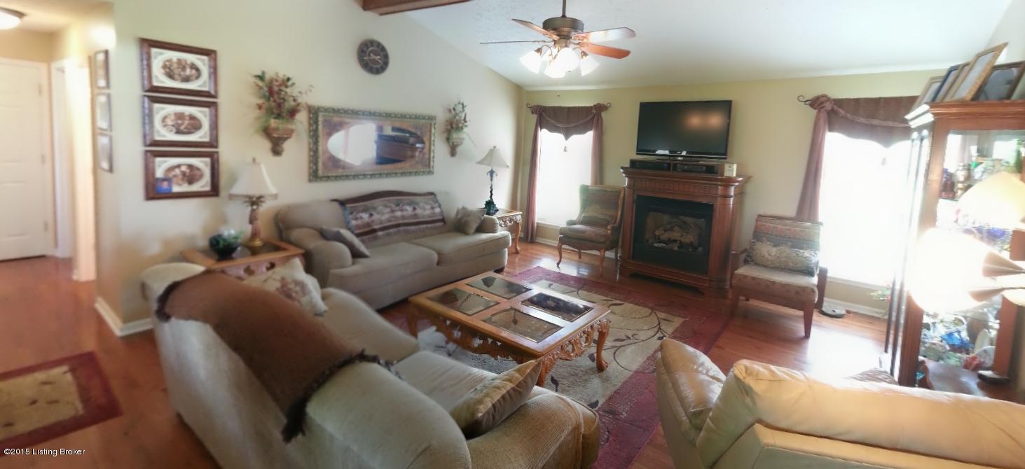 1756 Cedarmore Road Bagdad, KY 40003 - Photo 45 of 78 Large Great Room with Vaulted Ceiling