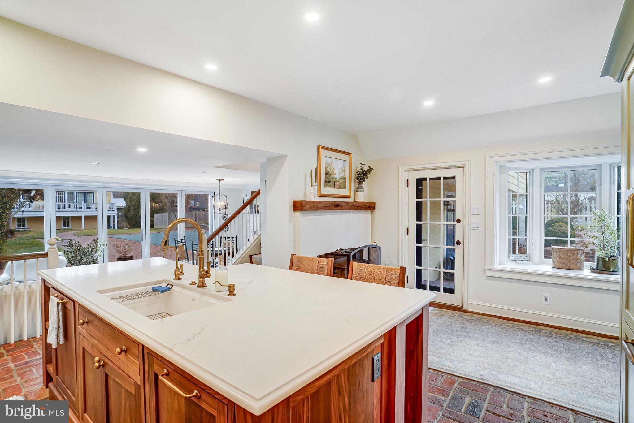 7153 Main Street Clifton, VA 20124 - Photo 24 of 77