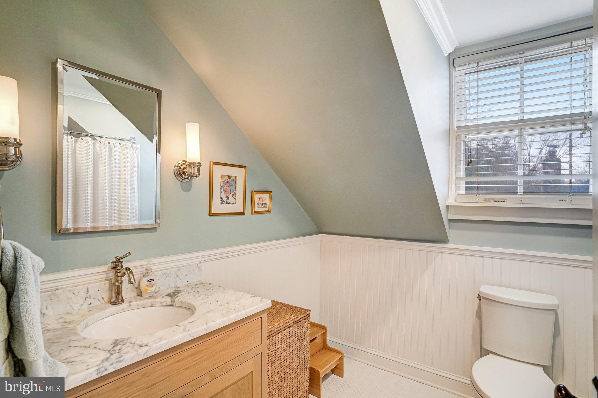 7153 Main Street Clifton, VA 20124 - Photo 51 of 77