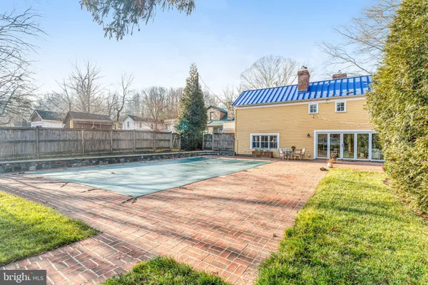$6,300 | 7153 Main Street, Clifton, VA 20124