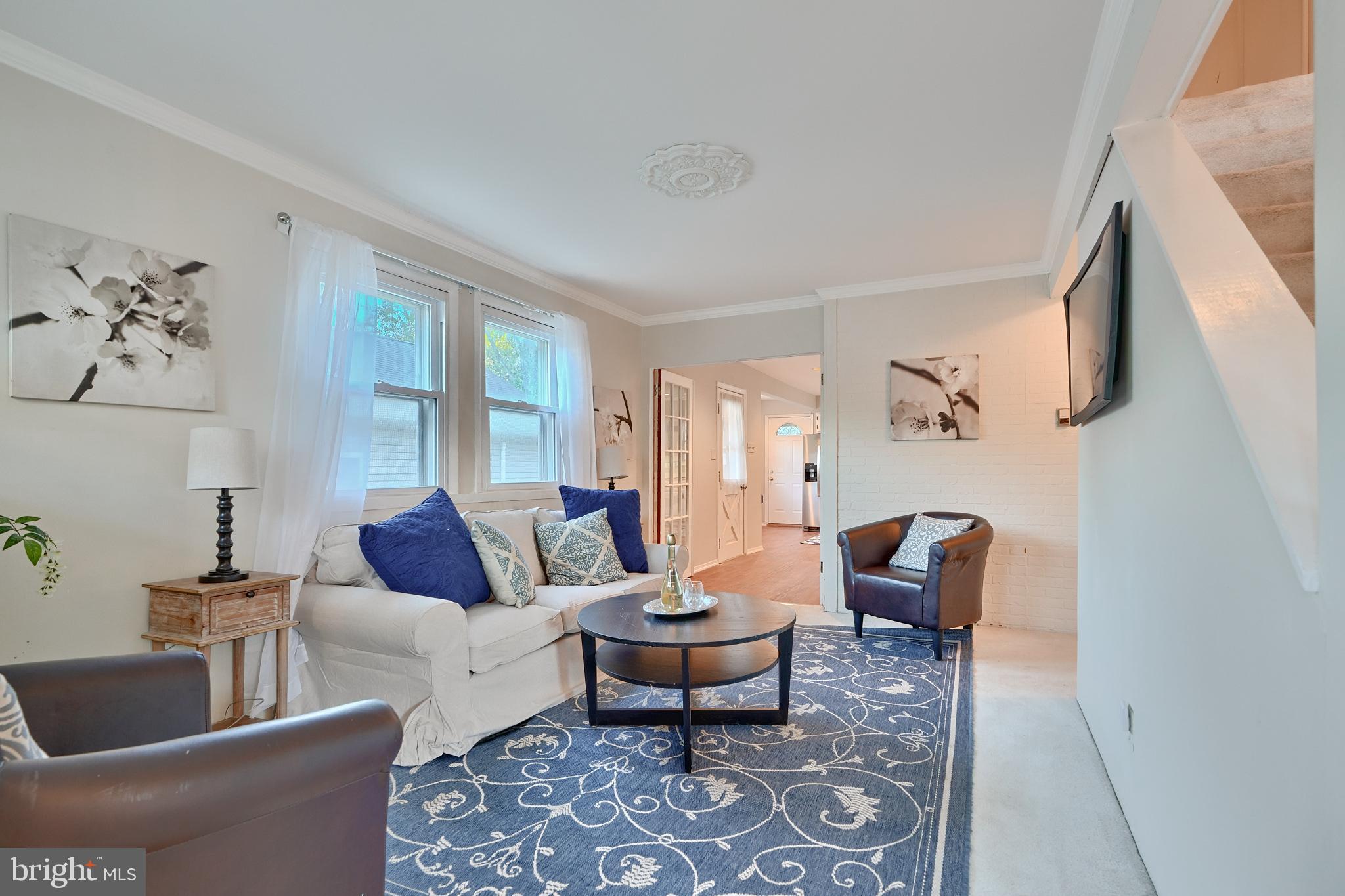737 Anneslie Road Baltimore, MD 21212 - Photo 7 of 54 Living Room w/French Doors!