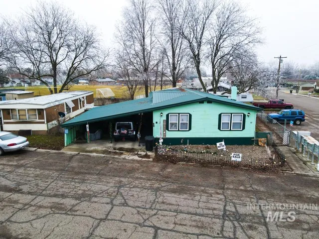 $75,000 | 1500 West 7th Street, Unit D59, Weiser, ID 83672