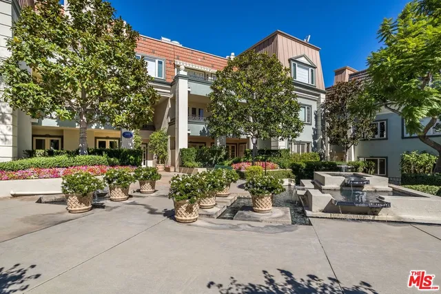 $8,450 | 10122 Empyrean Way, Unit 304, Los Angeles, CA 90067