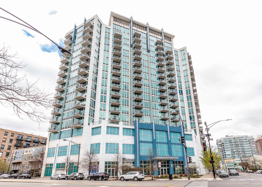 1600 South Indiana Avenue, Unit 501 Chicago, IL 60616 - Photo 1 of 29 a building view