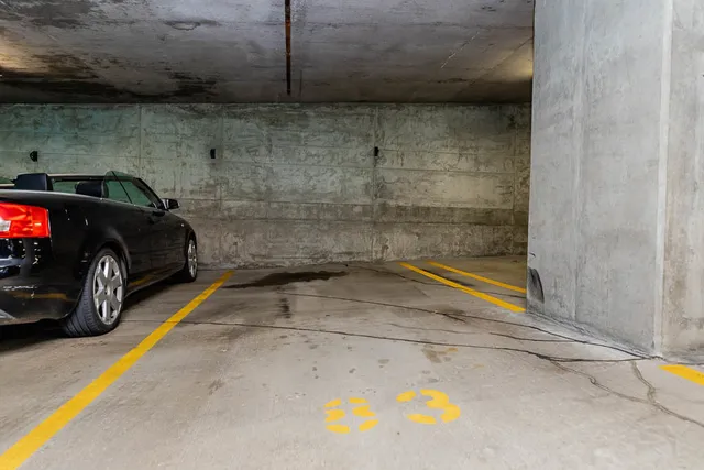 $289,000 | 1600 South Indiana Avenue, Unit 501, Chicago, IL 60616