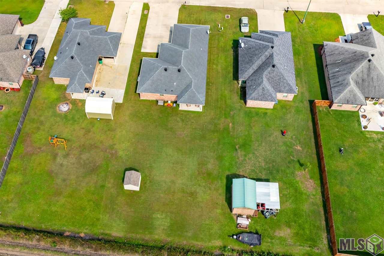 378 Landmark Drive Raceland, LA 70394 - Photo 3 of 12