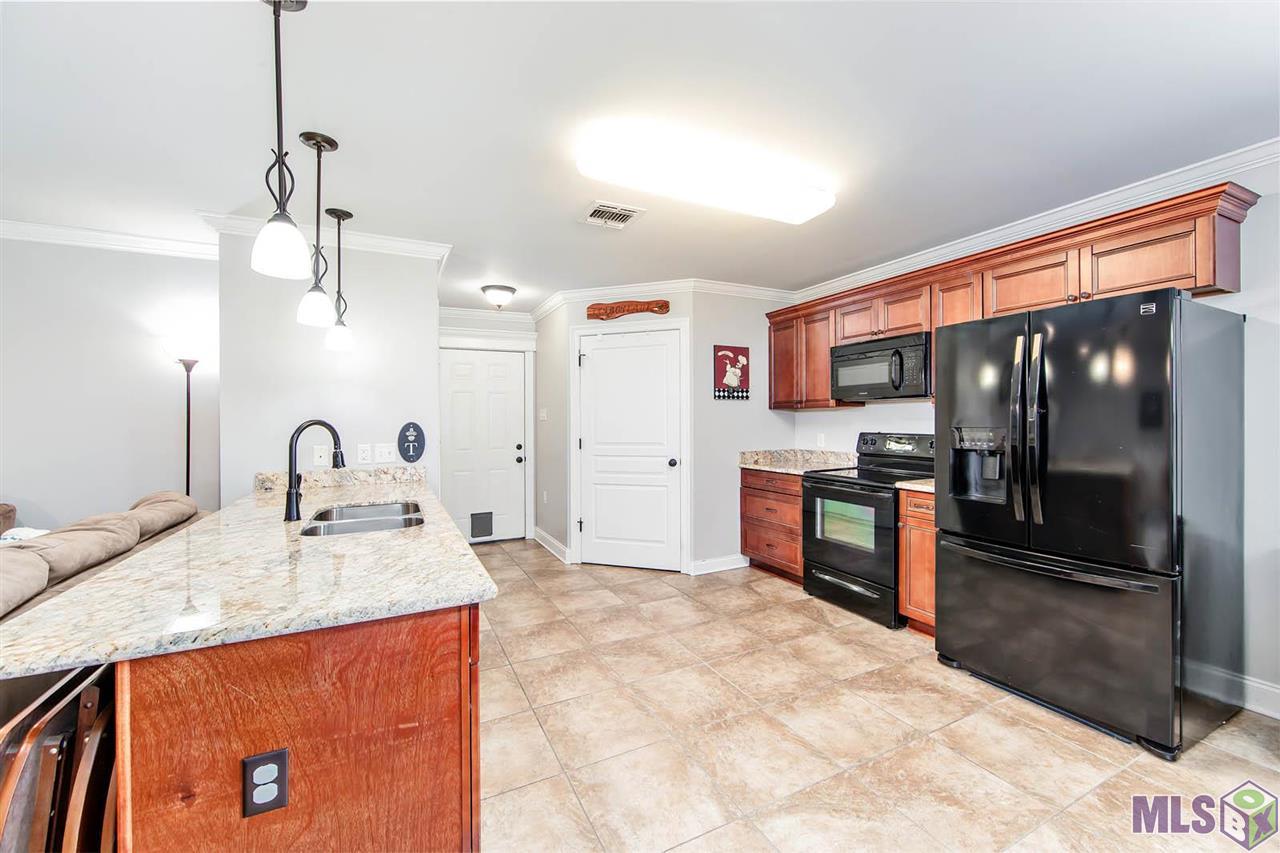 378 Landmark Drive Raceland, LA 70394 - Photo 5 of 12