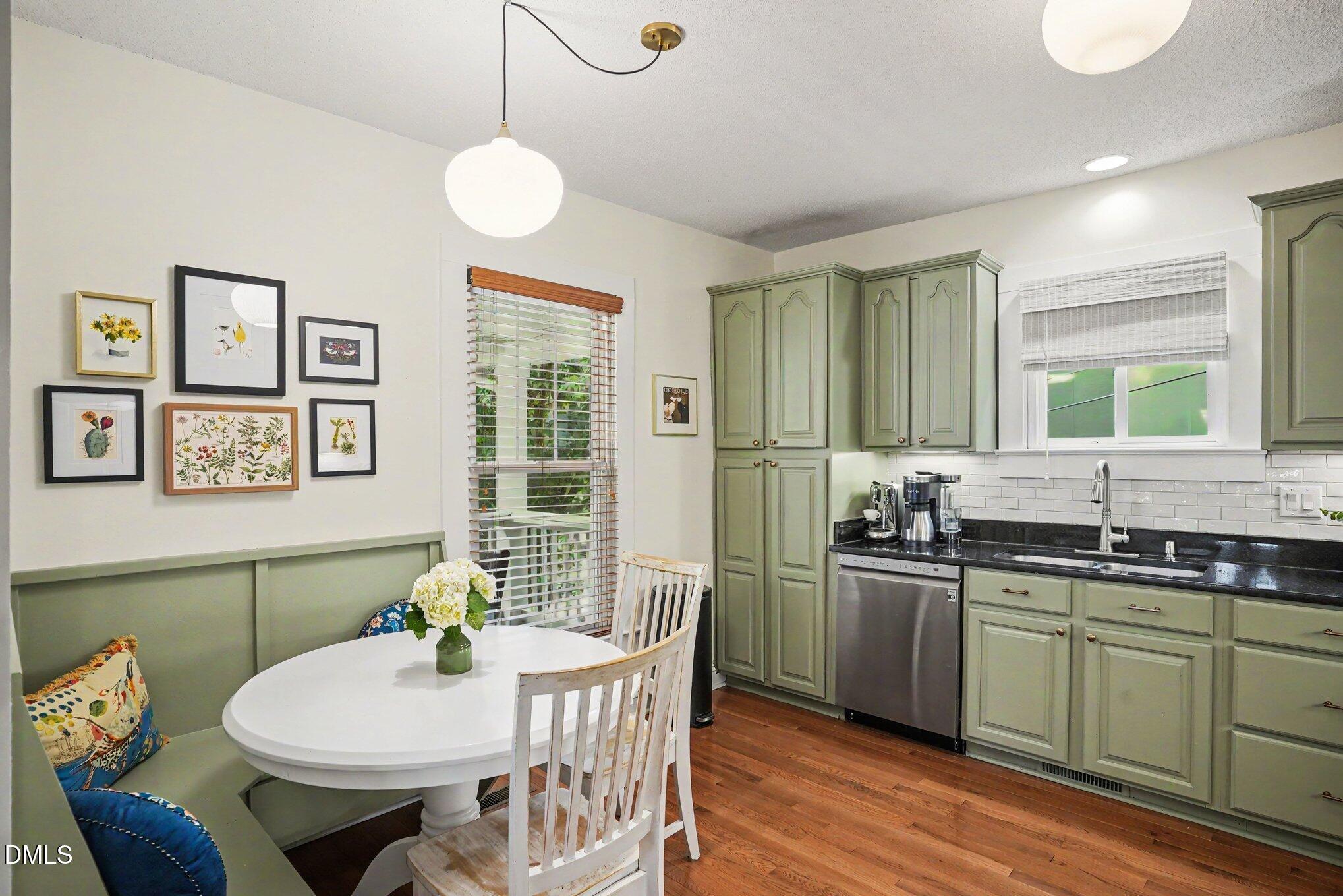 1008 Parker Street Raleigh, NC 27607 - Photo 11 of 30