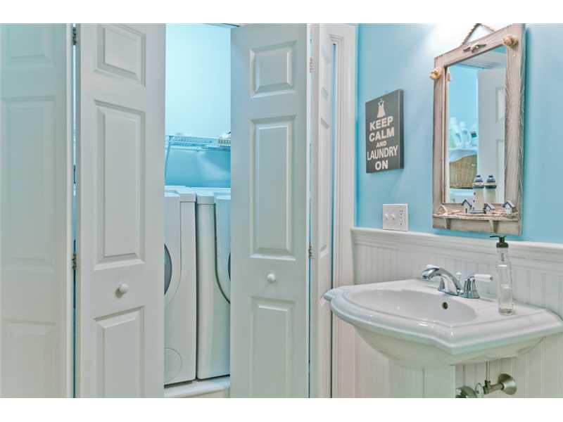 23 Vines Road Saco, ME 04072 - Photo 13 of 25 Bathroom.