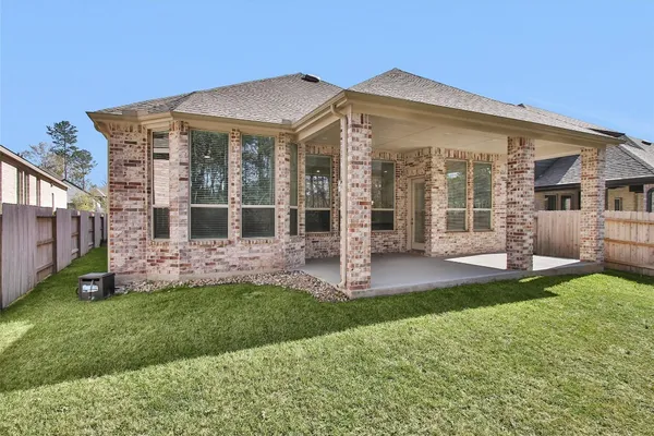 $465,000 | 256 Sky Top Drive, Montgomery, TX 77316