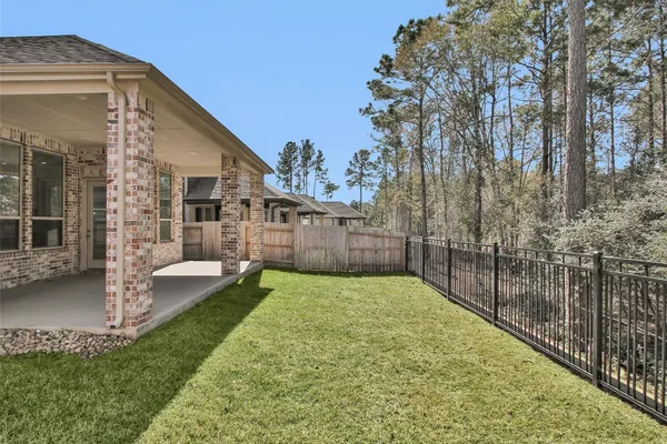 $465,000 | 256 Sky Top Drive, Montgomery, TX 77316