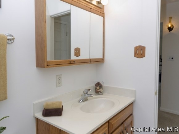 7 Karl Lane Springfield, IL 62702 - Photo 14 of 24