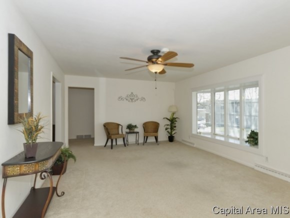 7 Karl Lane Springfield, IL 62702 - Photo 5 of 24
