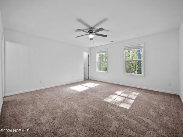 $1,450 | 300 Kenan Loop, Jacksonville, NC 28546