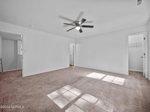 $1,450 | 300 Kenan Loop, Jacksonville, NC 28546