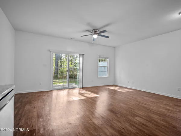 $1,450 | 300 Kenan Loop, Jacksonville, NC 28546