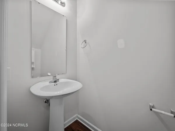 $1,450 | 300 Kenan Loop, Jacksonville, NC 28546