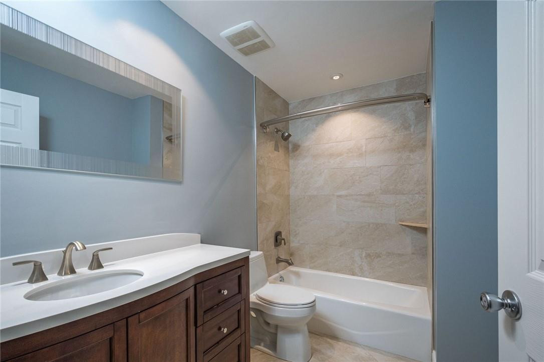 567 Racquet Club Road, Unit 20 Weston, FL 33326 - Photo 14 of 26 Photo 14