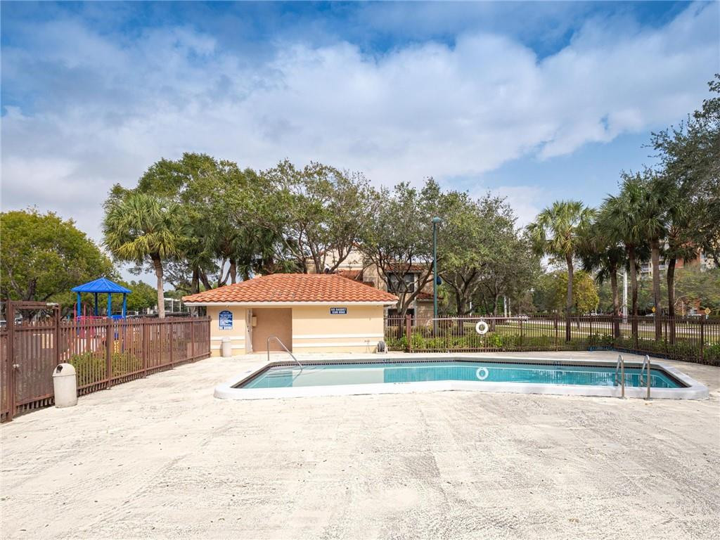 567 Racquet Club Road, Unit 20 Weston, FL 33326 - Photo 26 of 26 Photo 26