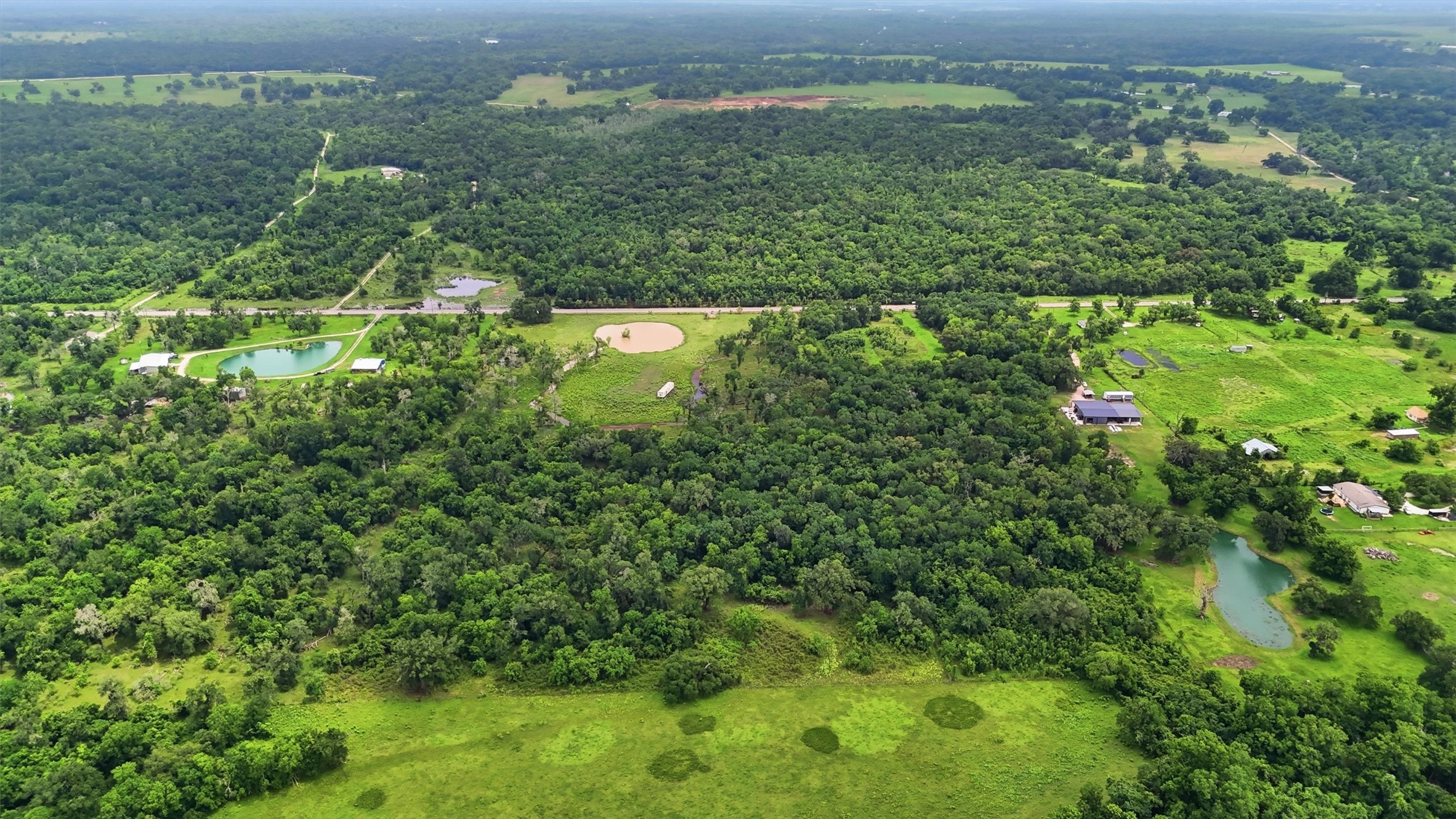 1900 County Road 30 Angleton, TX 77515 - Photo 5 of 14