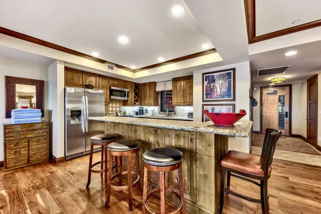$829,000 | 6750 North Lake Boulevard, Unit 1D, Tahoe Vista, CA 96148