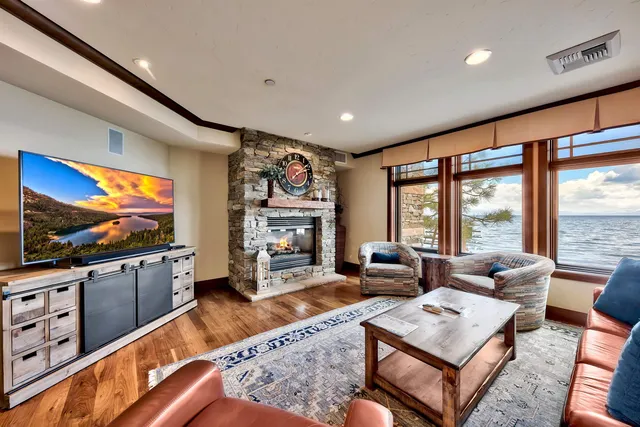 $829,000 | 6750 North Lake Boulevard, Unit 1D, Tahoe Vista, CA 96148