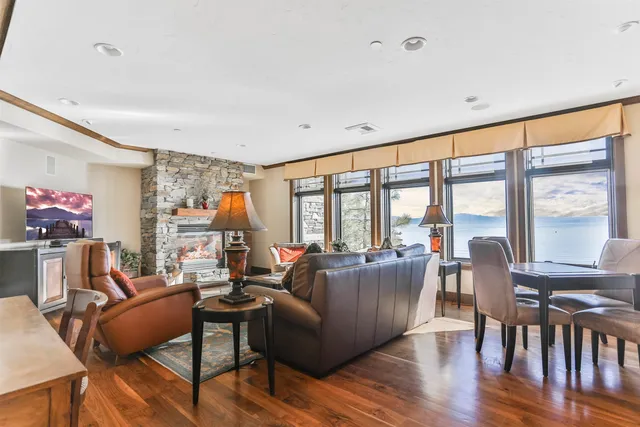 $829,000 | 6750 North Lake Boulevard, Unit 1D, Tahoe Vista, CA 96148