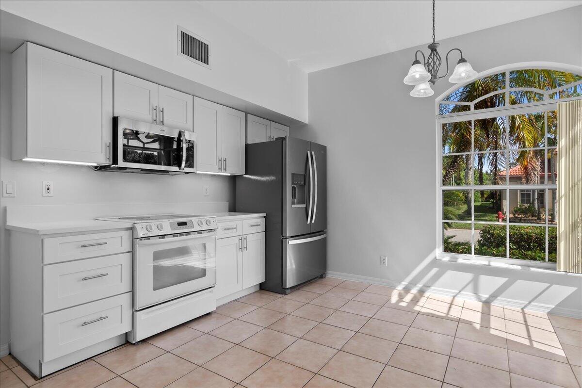 5143 Elpine Way Riviera Beach, FL 33418 - Photo 4 of 38 20250901233932963464000000-o