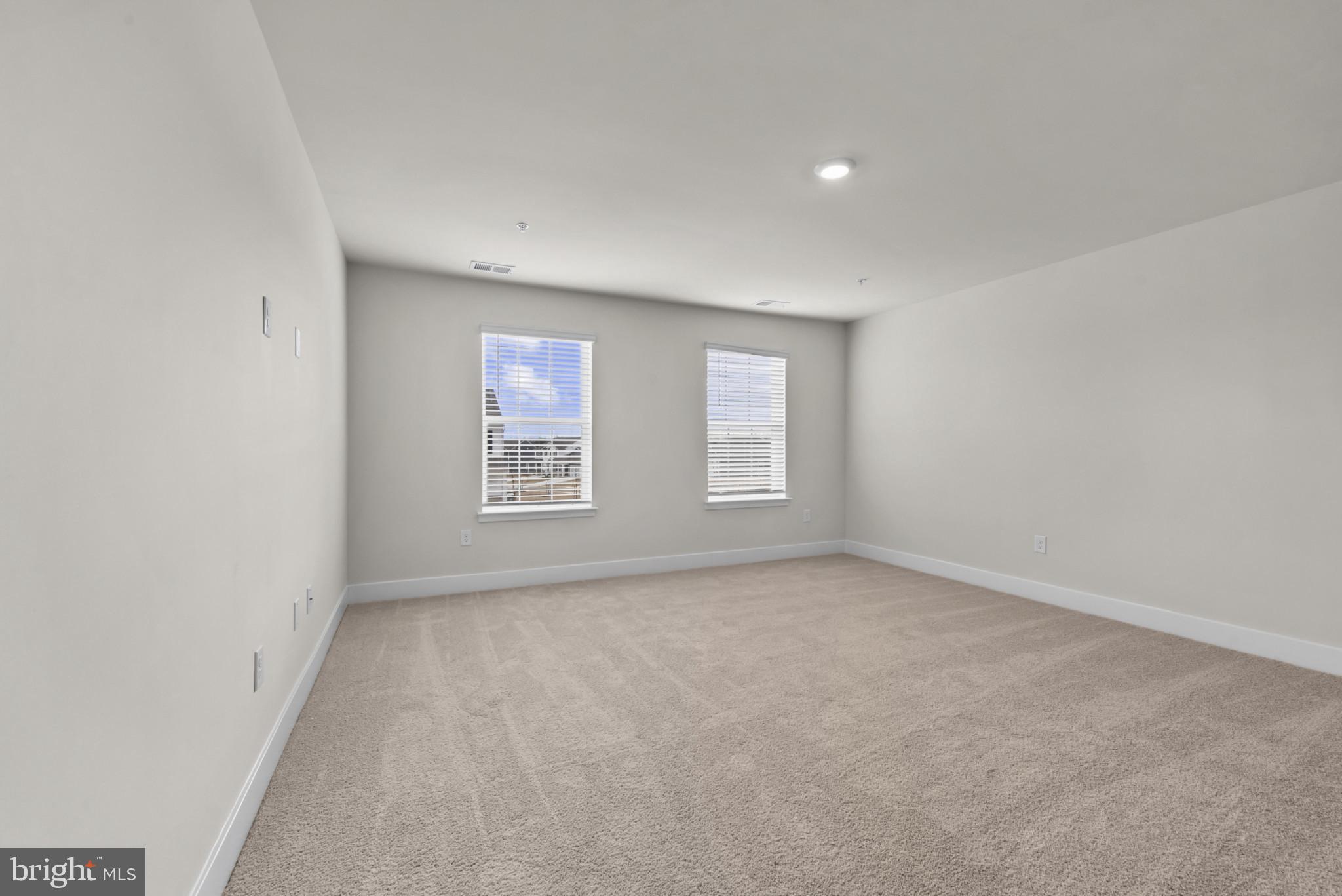 224 Eclipse Street Ranson, WV 25438 - Photo 28 of 41 an empty room with windows