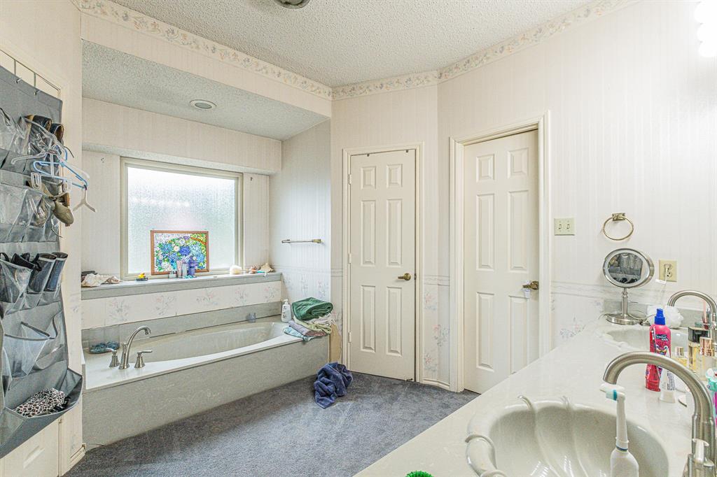 3309 Timber View Circle Bedford, TX 76021 - Photo 25 of 38