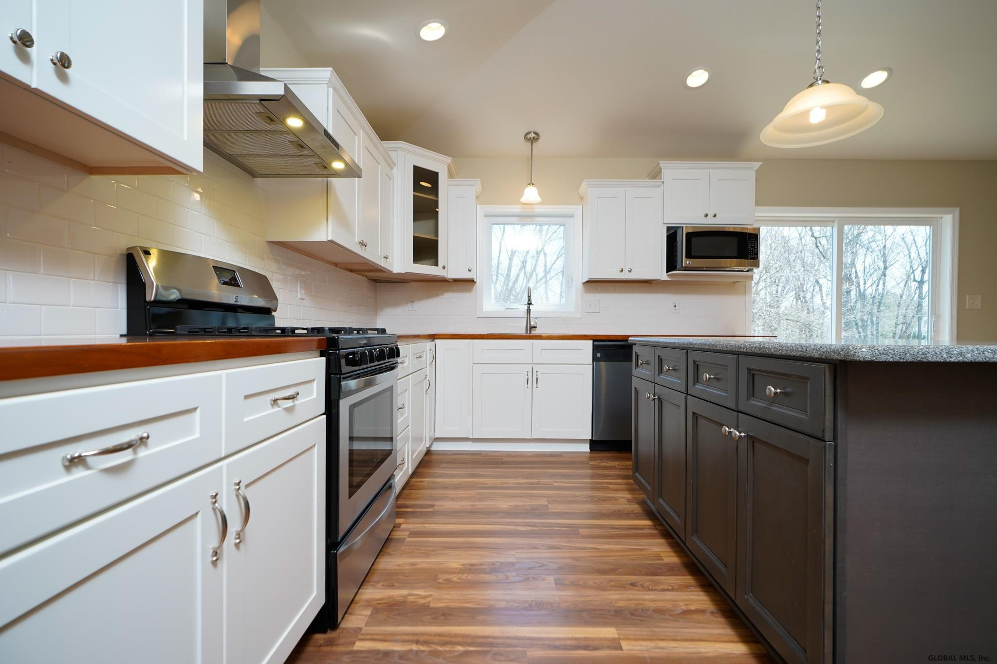 69 Old Loudon Road Colonie, NY 12110 - Photo 5 of 36 Photo 5