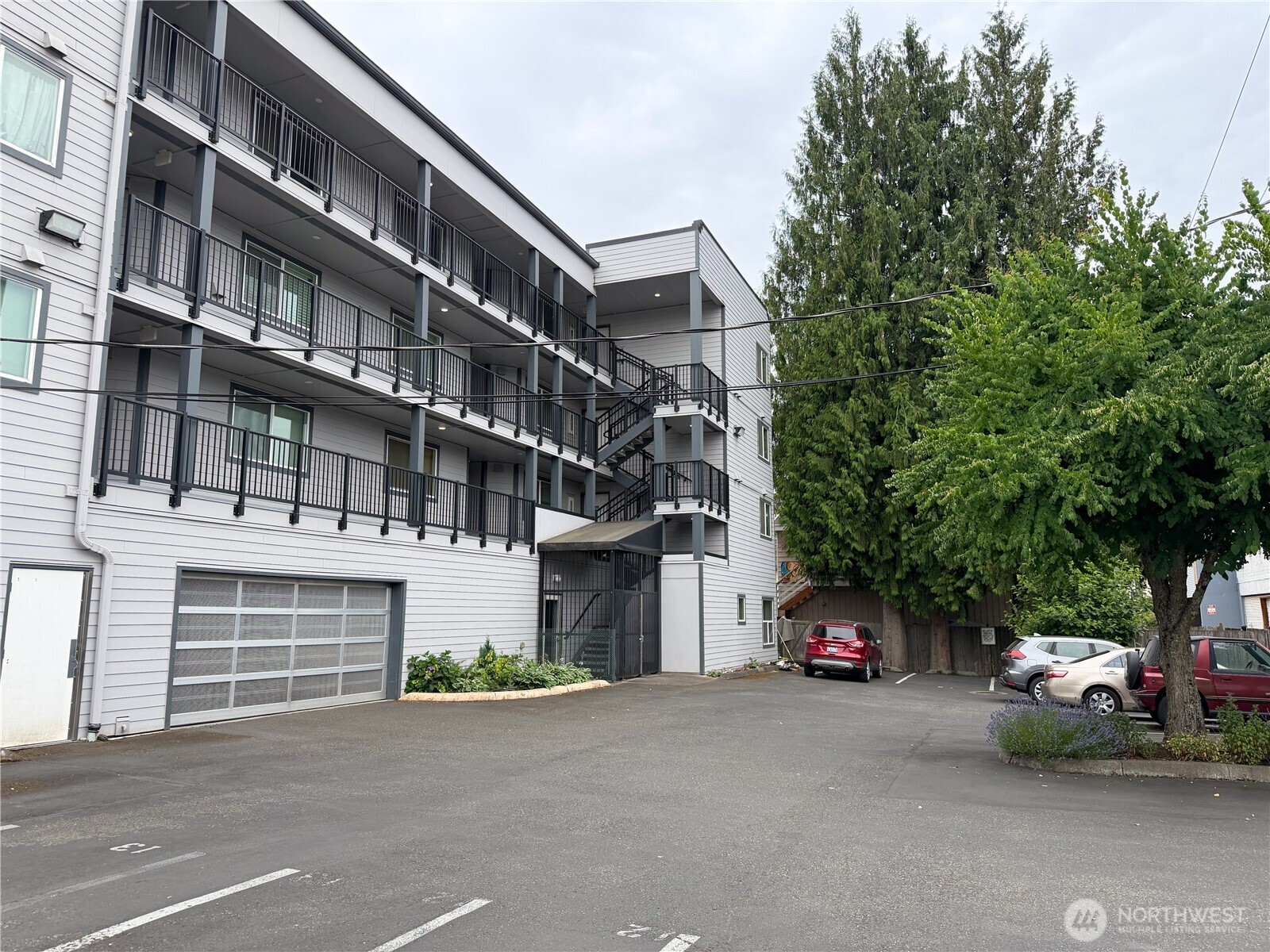 124 Southwest 154th Street, Unit 302 Burien, WA 98166 - Photo 16 of 18