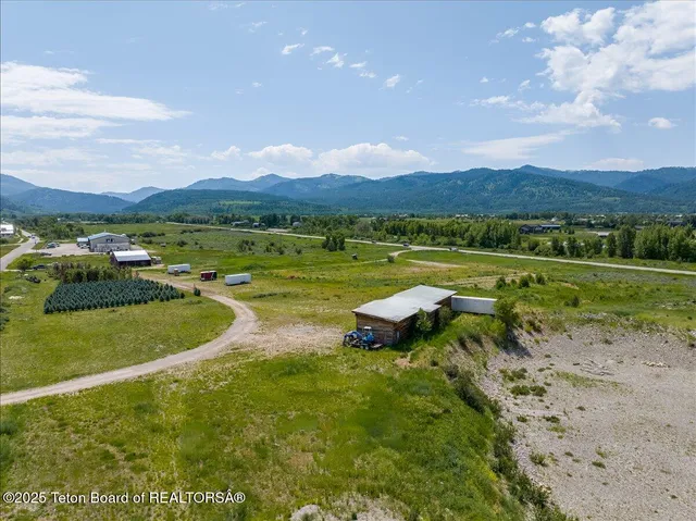 $4,750,000 | 375 South Agate Avenue, Victor, ID 83455