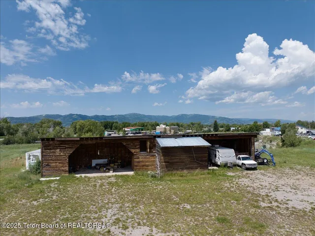 $4,750,000 | 375 South Agate Avenue, Victor, ID 83455