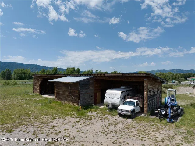 $4,750,000 | 375 South Agate Avenue, Victor, ID 83455