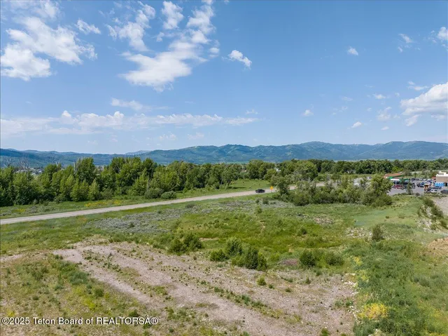 $4,750,000 | 375 South Agate Avenue, Victor, ID 83455