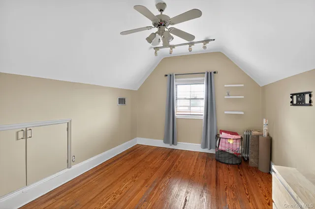 $1,799,000 | 915 Malba Drive | Whitestone