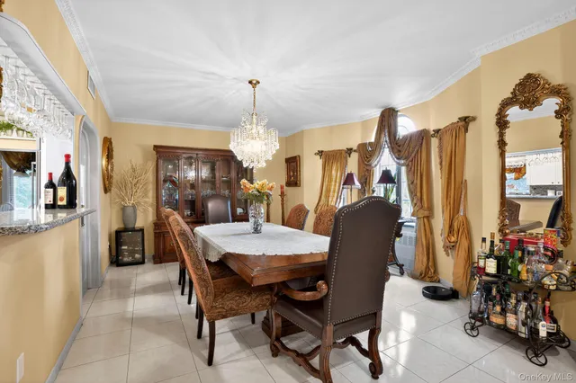 $1,799,000 | 915 Malba Drive | Whitestone