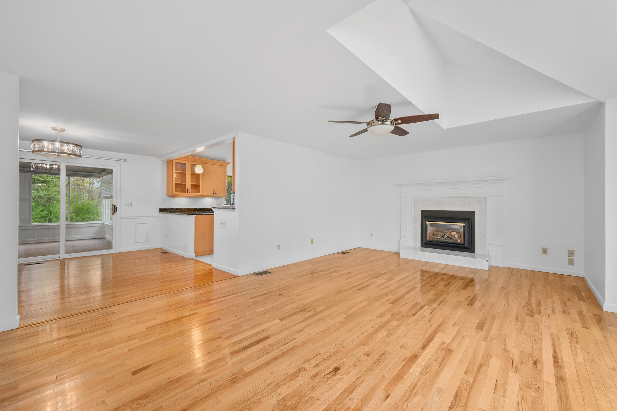 100 Statice Lane Hyannis, MA 02601 - Photo 6 of 49 7_dsc_4218