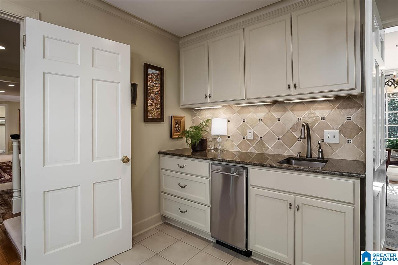 3036 Warrington Road Birmingham, AL 35223 - Photo 19 of 49