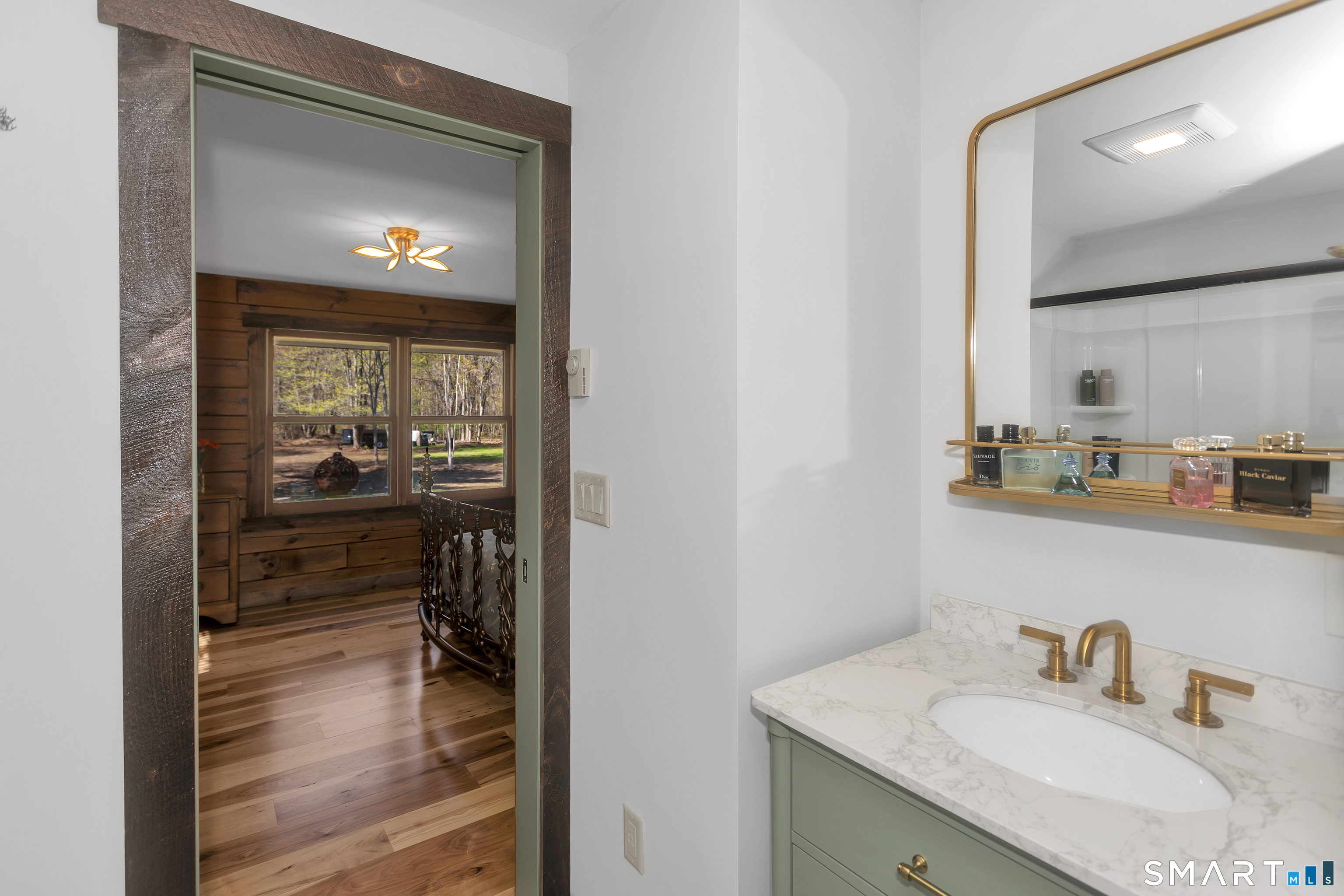 174 South Grand Street Suffield, CT 06093 - Photo 21 of 40