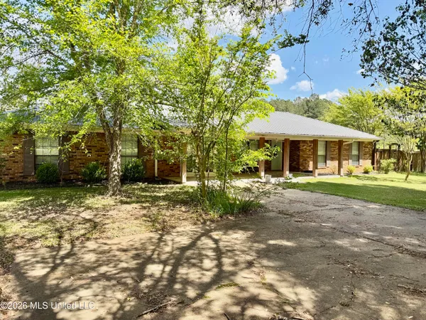 $170,000 | 739 Highway 487, Carthage, MS 39051